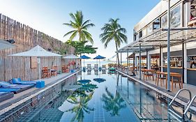 มาลิบู เกาะสมุย รีสอร์ต แอนด์ บีช คลับ (SHA Extra Plus)